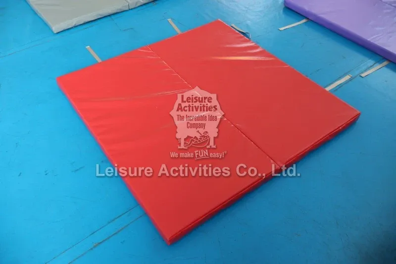 Red Astm Folding Mat